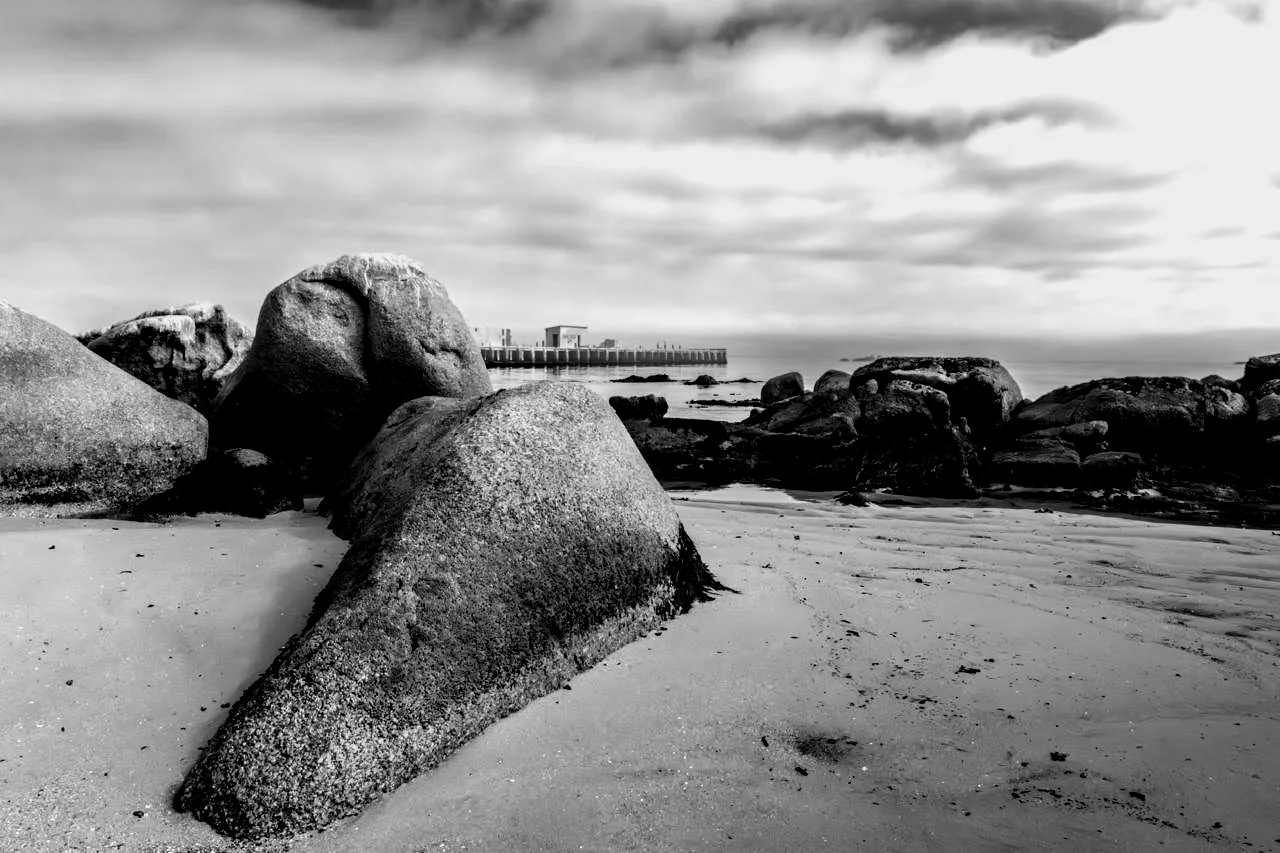 The same boulders, edited in black and white